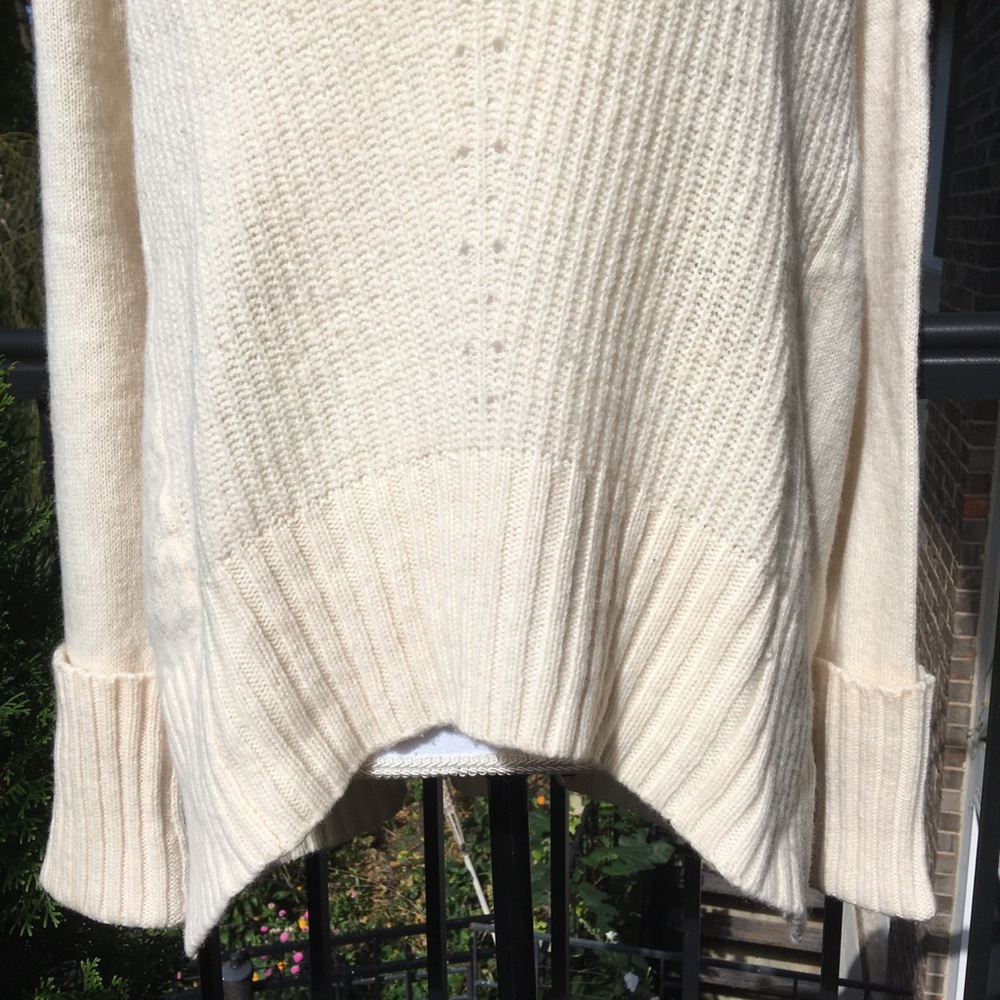 Moth Oversized Wool Blend Turtleneck Sweater - Picture 9 of 15